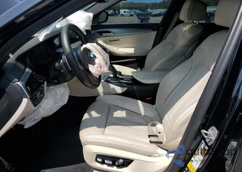 2018 BMW 540 Xi z USA, uszkodzony, nr VIN WBAJE7C58JWC54494